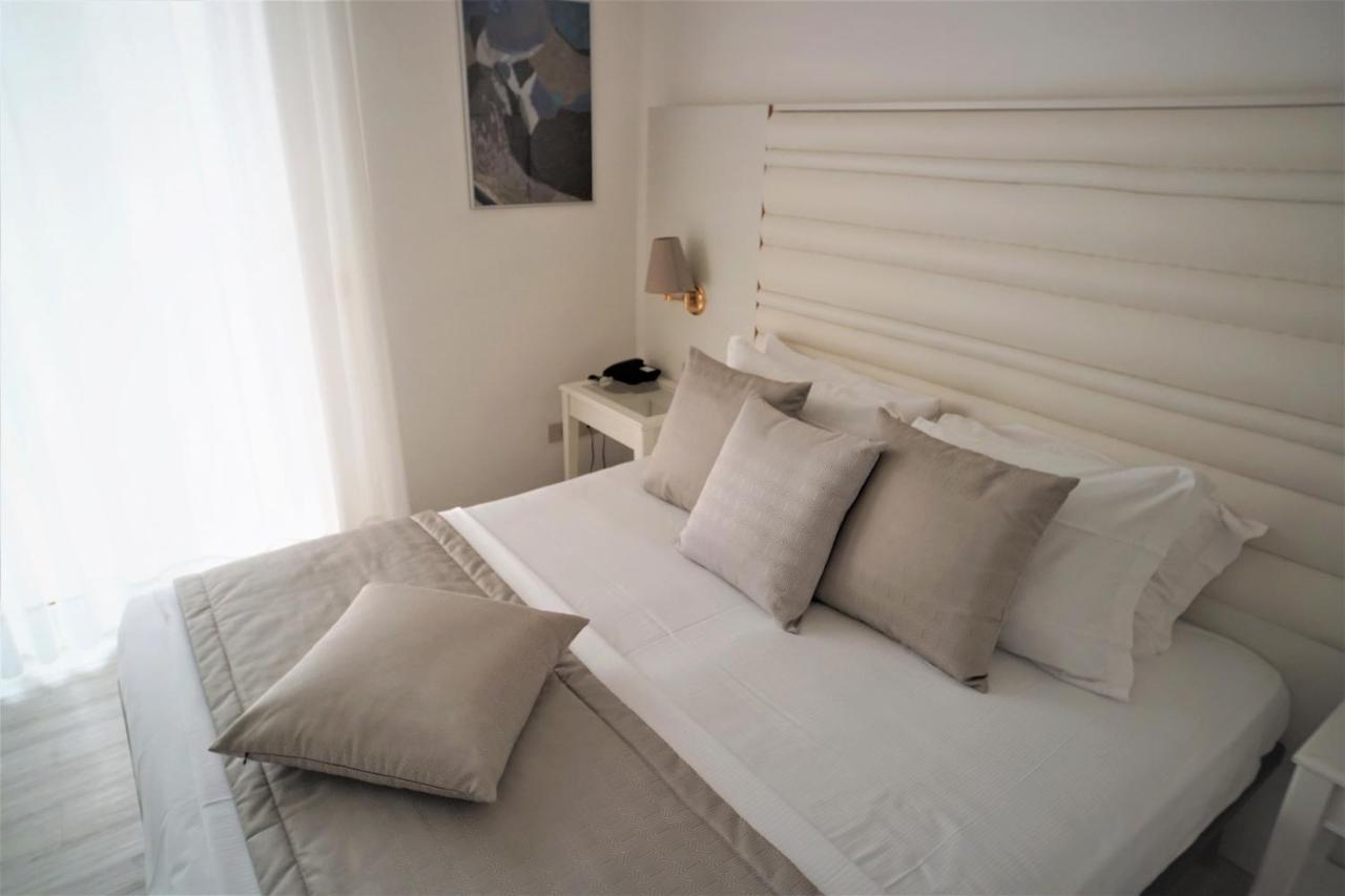 Hotel Rossini 4S Lignano Sabbiadoro Dış mekan fotoğraf