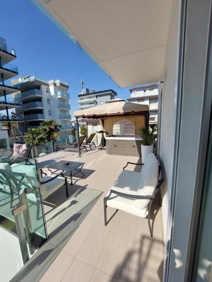 Hotel Rossini 4S Lignano Sabbiadoro Dış mekan fotoğraf