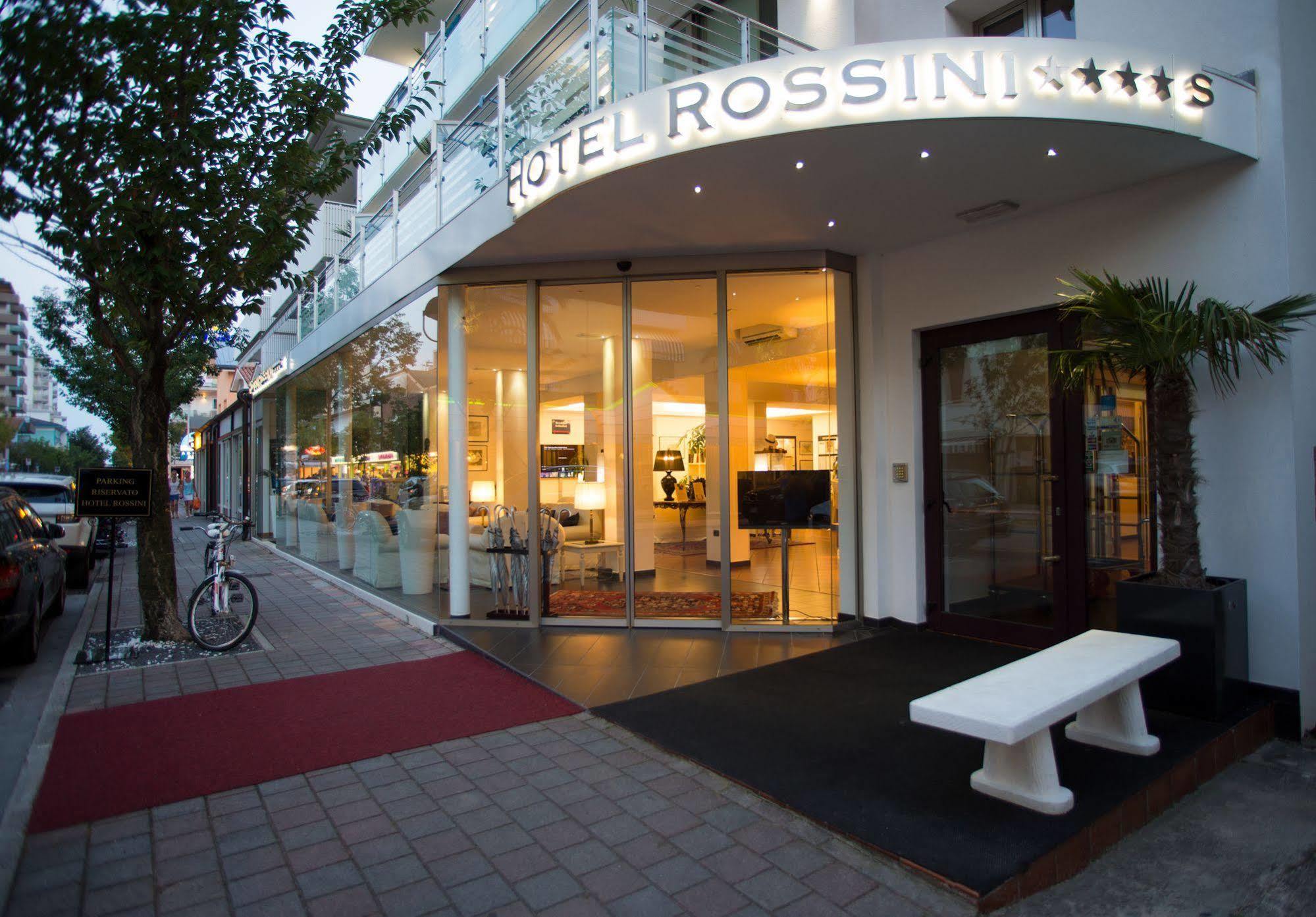 Hotel Rossini 4S Lignano Sabbiadoro Dış mekan fotoğraf