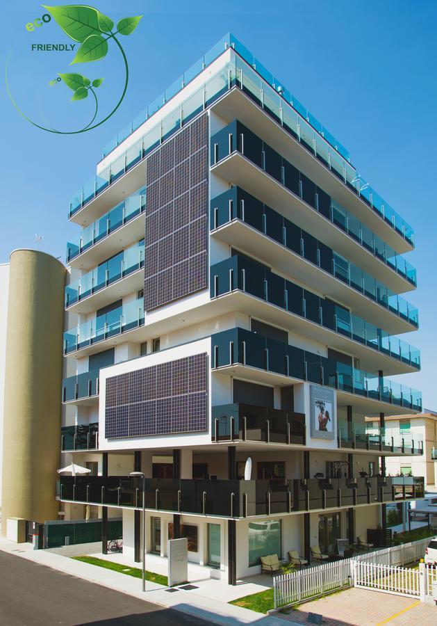 Hotel Rossini 4S Lignano Sabbiadoro Dış mekan fotoğraf