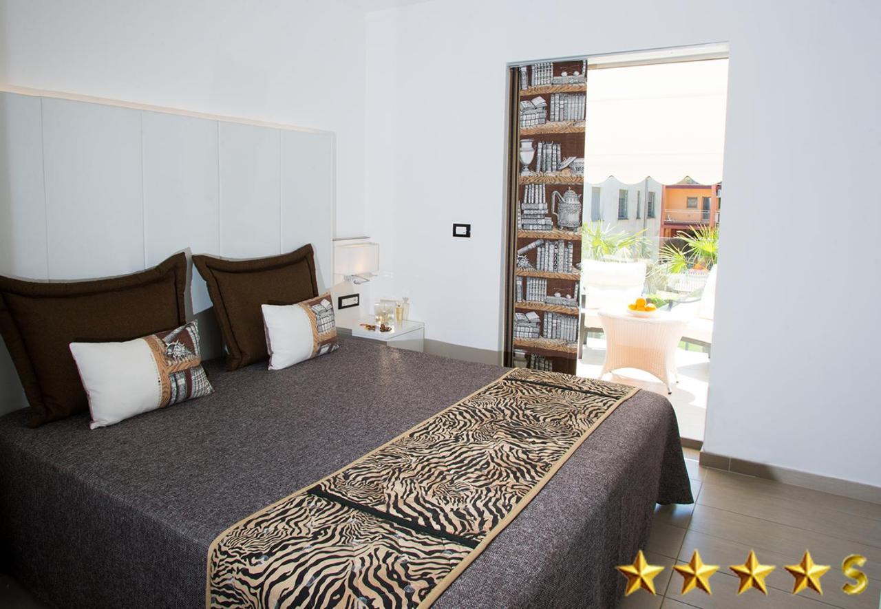 Hotel Rossini 4S Lignano Sabbiadoro Dış mekan fotoğraf