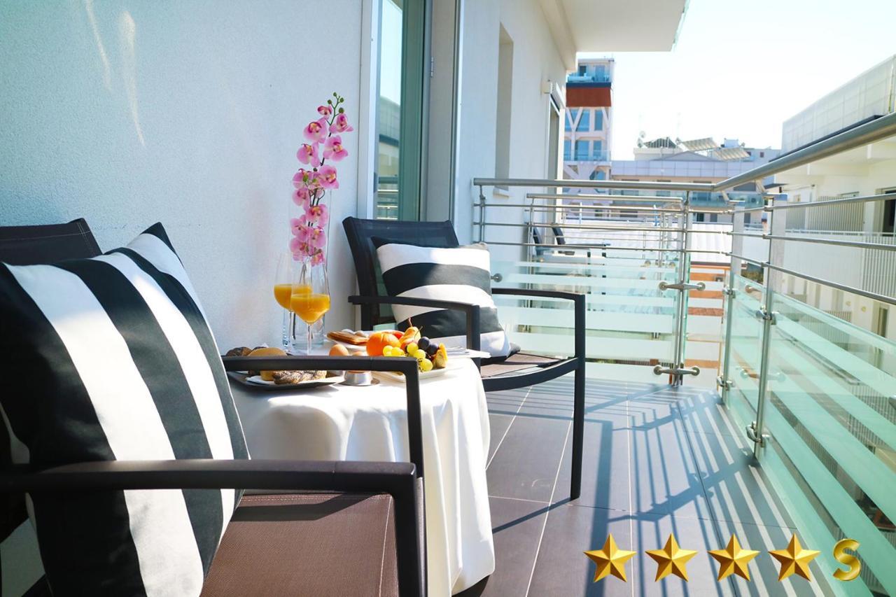 Hotel Rossini 4S Lignano Sabbiadoro Dış mekan fotoğraf